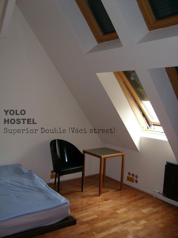 Yolo Hostel Budapeste Exterior foto