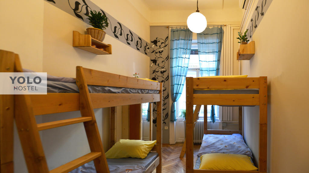 Yolo Hostel Budapeste Exterior foto